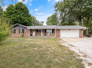 15809 Looney Rd, Pea Ridge, AR 72751