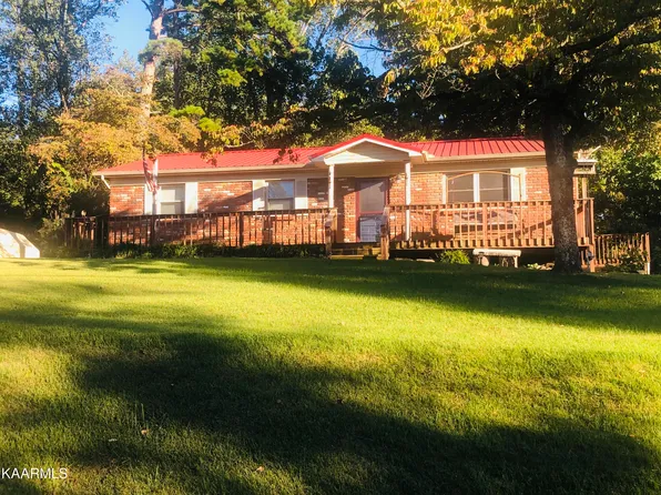 1443 Johnathan Dr, Louisville, TN 37777