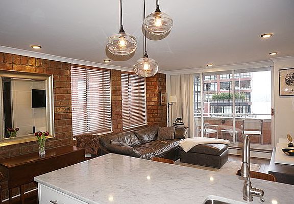 5th image of 140 Charles St APT 11E
