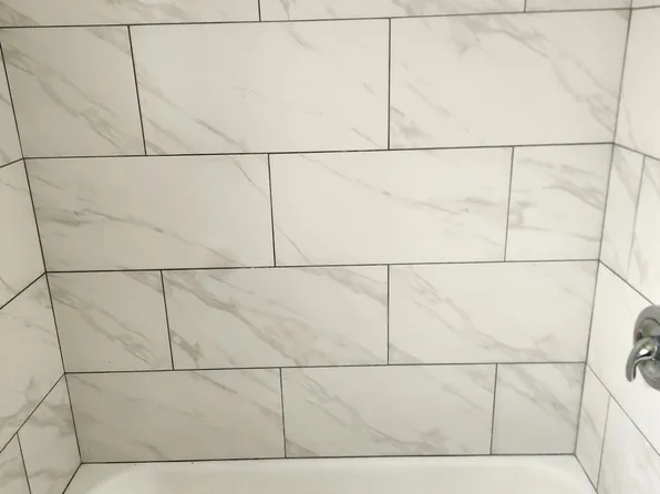 2431 N 76th Ct, Elmwood Park, IL 60707