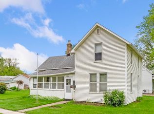 415 Lowe St, Muscatine, IA 52761