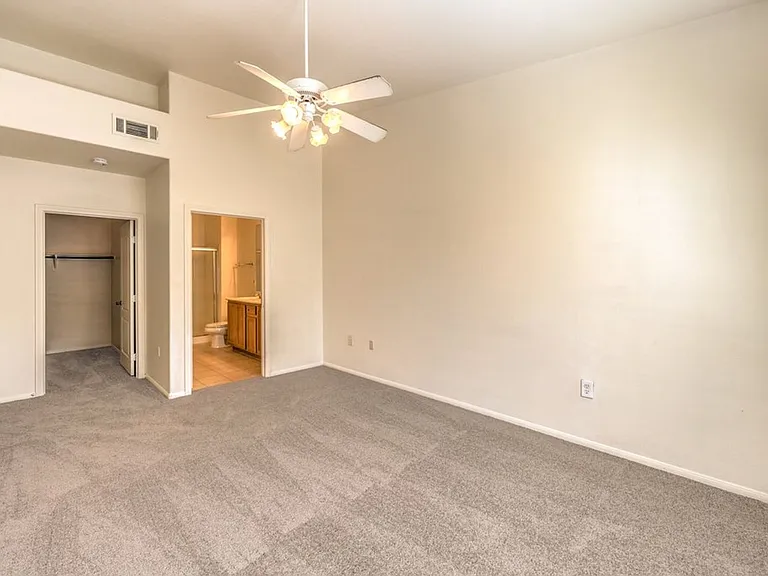 8985 S Durango Dr #2095 — Photo 16