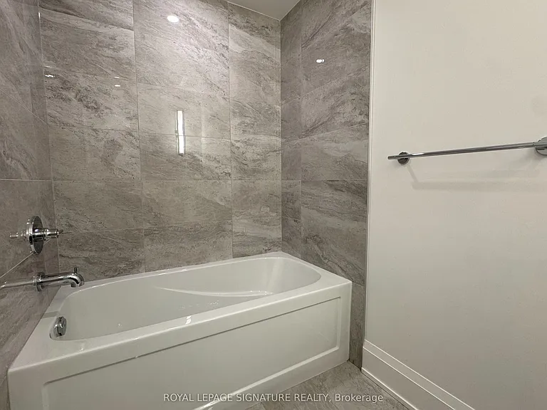 123 Portland St #808 — Photo 18