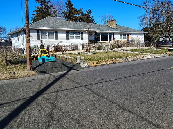 125 W Cape May Ave, Ocean Gate, NJ 08740