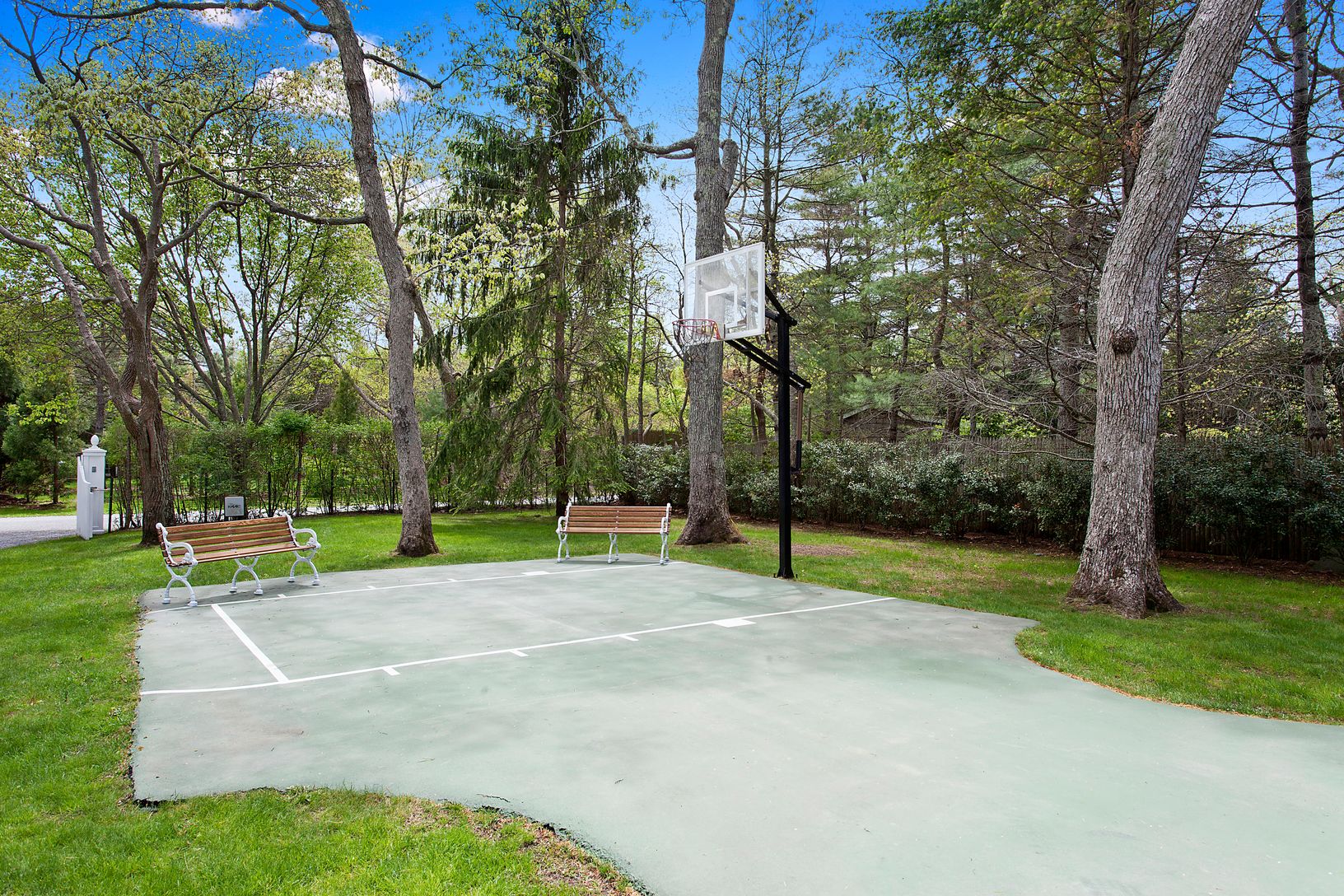  Basketball court