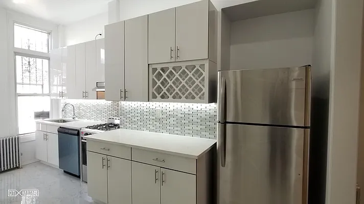 Rented by Citi Habitats | media 18