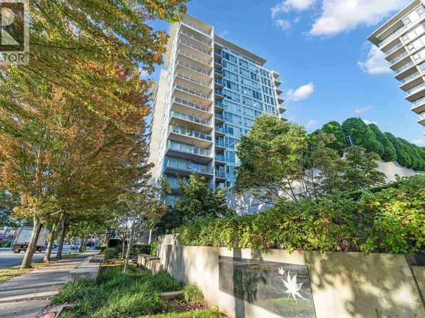 5028 Kwantlen St, Richmond, BC V6X 4K2