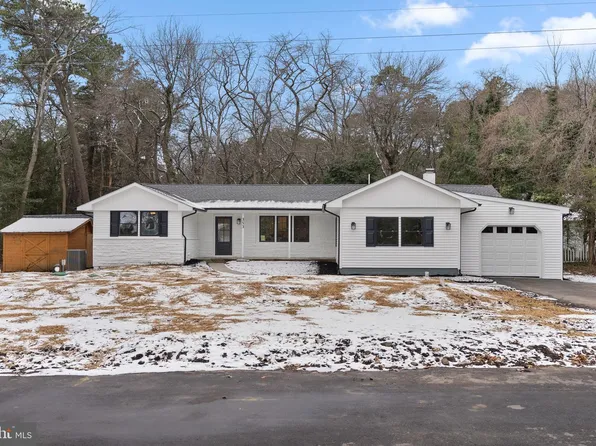 353 Holly Rd, Marlton, NJ 08053