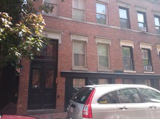 40 Phillips St APT 3, Boston, MA 02114