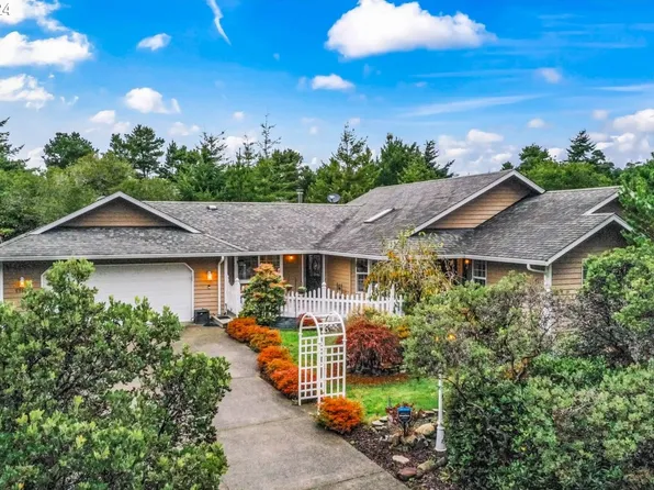 87660 Woodmere W, Florence, OR 97439
