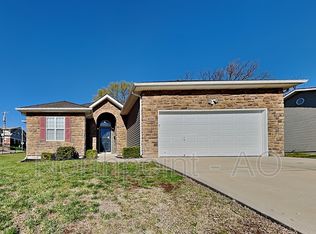 4236 Woodland Ave, Kansas City, MO 64110