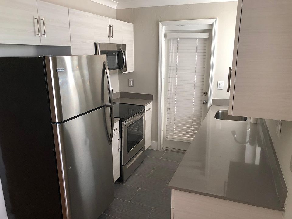 1st image of 216 Calabria Ave APT 4