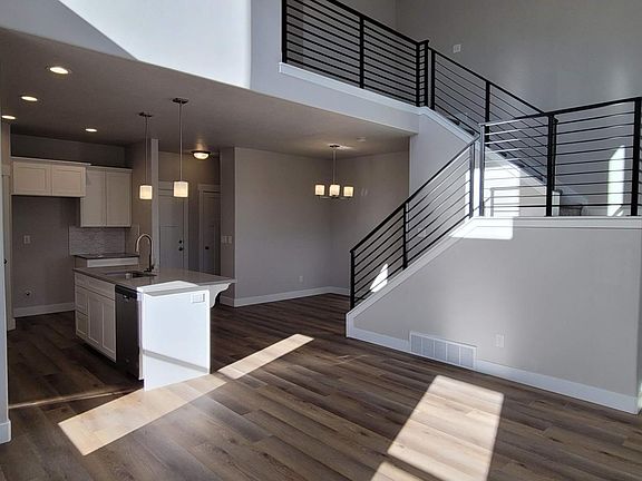 3rd image of 13963 Silver Peak Ln #4