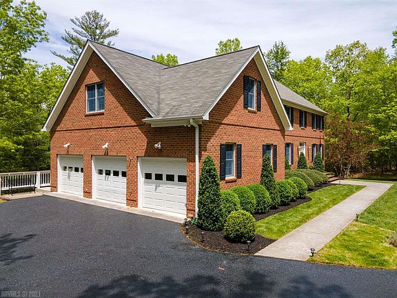4th image of 850 S Jefferson Forest Ln