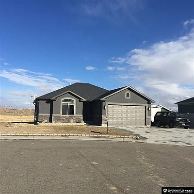 1st image of 1327 Pronghorn Dr