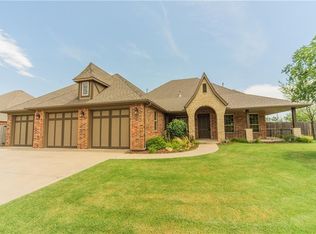 3805 Dalston Cir, Norman, OK 73072