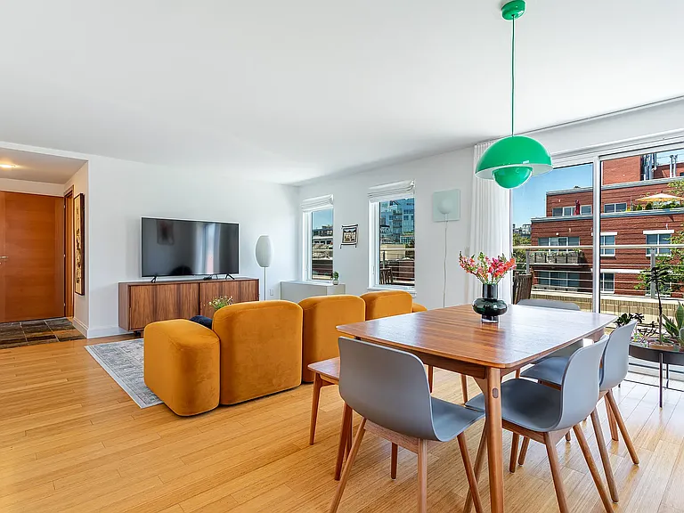 483 Washington Ave #6A — Photo 3