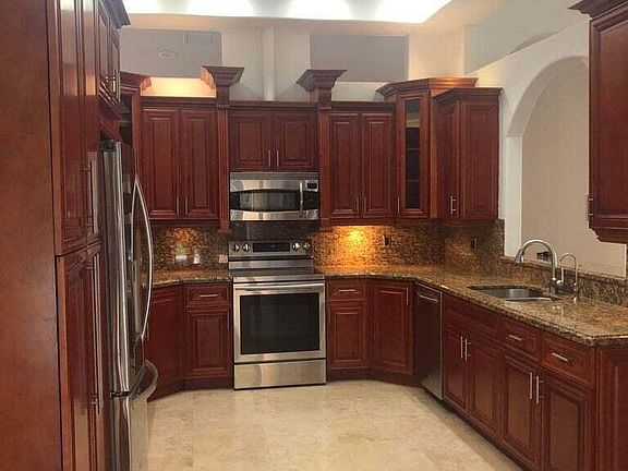5th image of 8649 NW 57th Ct