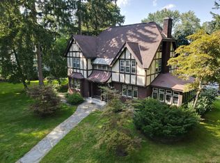 27 Sunnyside Rd, Scotia, NY 12302