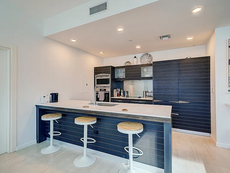 200 Biscayne Boulevard Way #1408 — Photo 5
