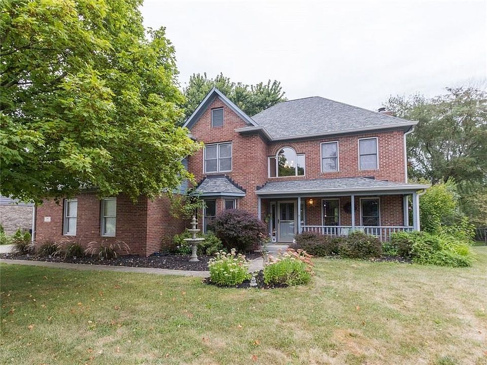 All brick home with covrered front porch!