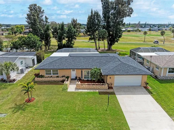 21 Golfview Rd S, Rotonda West, FL 33947