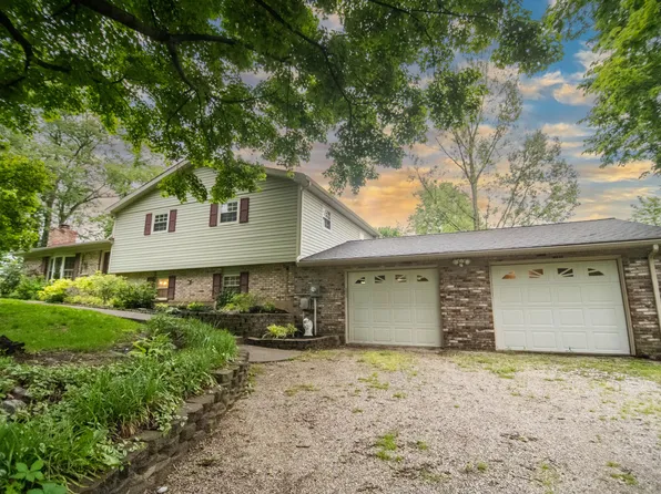 4913 Holtz Dr, Highland Heights, KY 41076