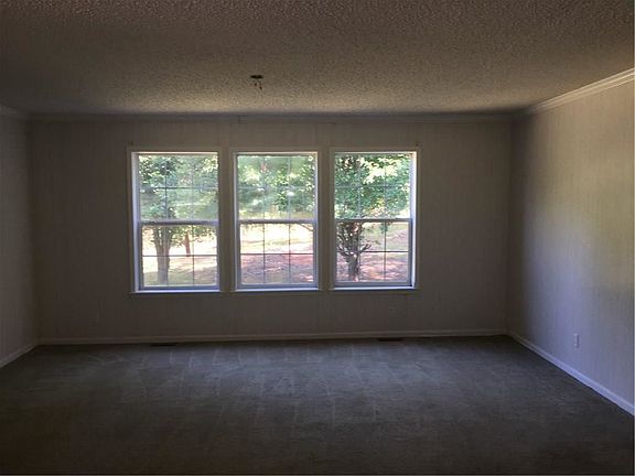 3rd image of 4544 Lee Road 391