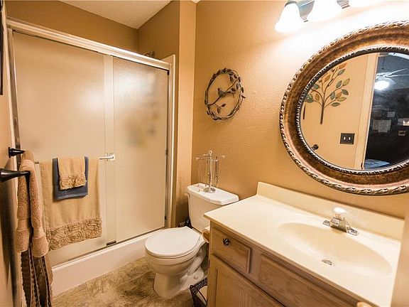5th image of 6113 NE Moonstone Ct