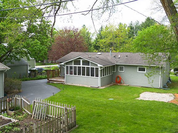 4th image of 6N051 Oakwood Dr