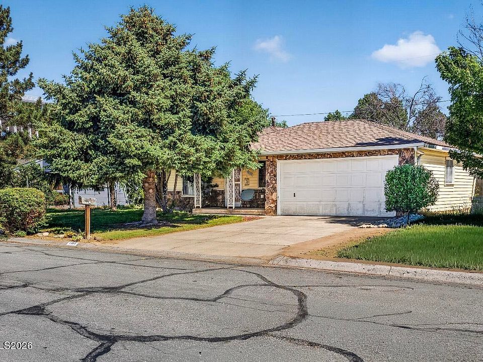 1st image of 1055 Curti Dr