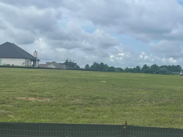 12965 French Quarter Dr, Willis, TX 77318
