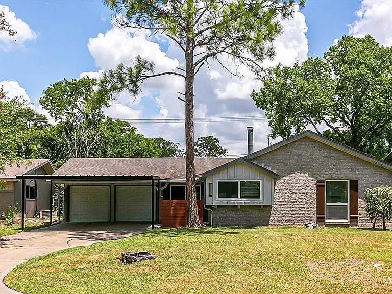 9414 Highmeadow Dr — Photo 1