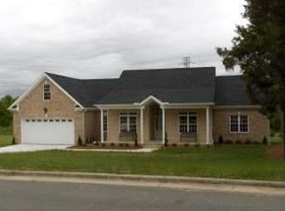 412 Benjamin Ct, Burlington, NC 27215