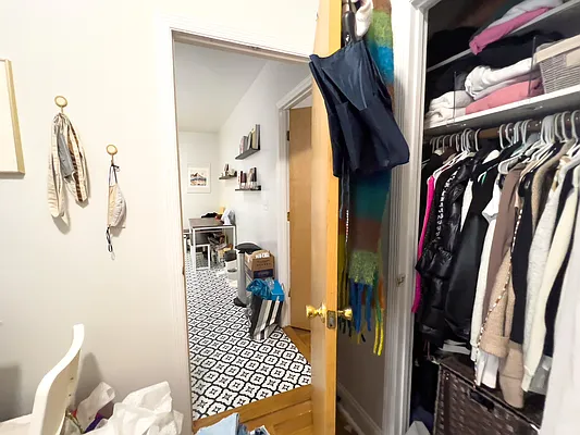 Rented by Denise Rosenblum, LREB | media 19