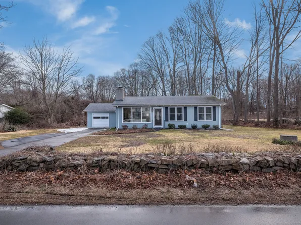 94 Mungertown Road, Madison, CT 06443