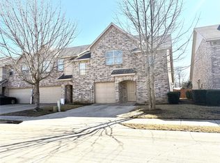 2323 Calendar Ct, Grand Prairie, TX 75050