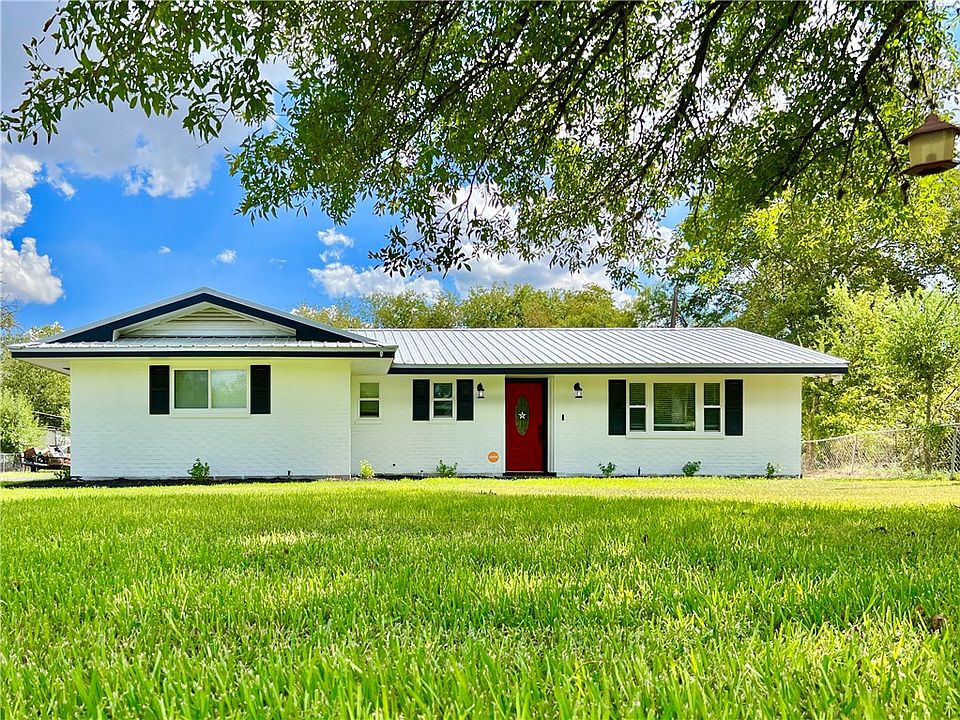 2832 3rd Rd, Beeville, TX 78102 MLS 427697 Zillow