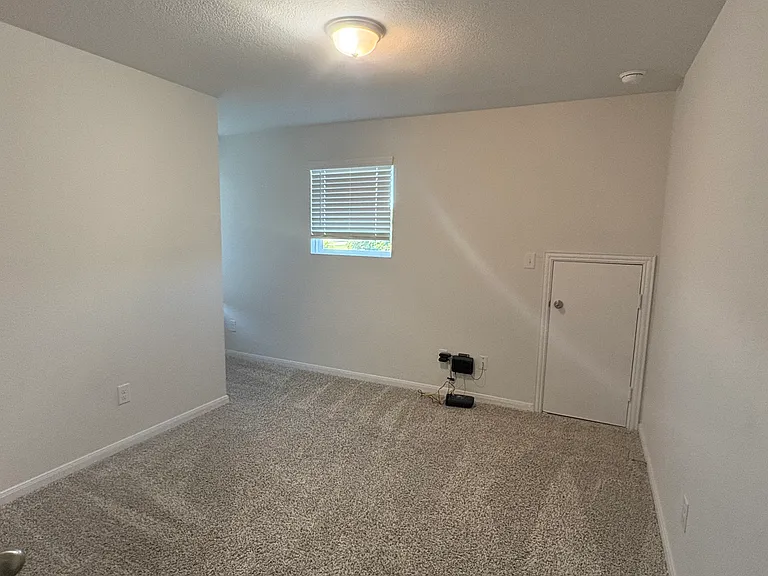 124 Katie Elder Dr — Photo 11