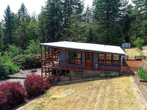 3rd image of 38018 NE 8th Ave
