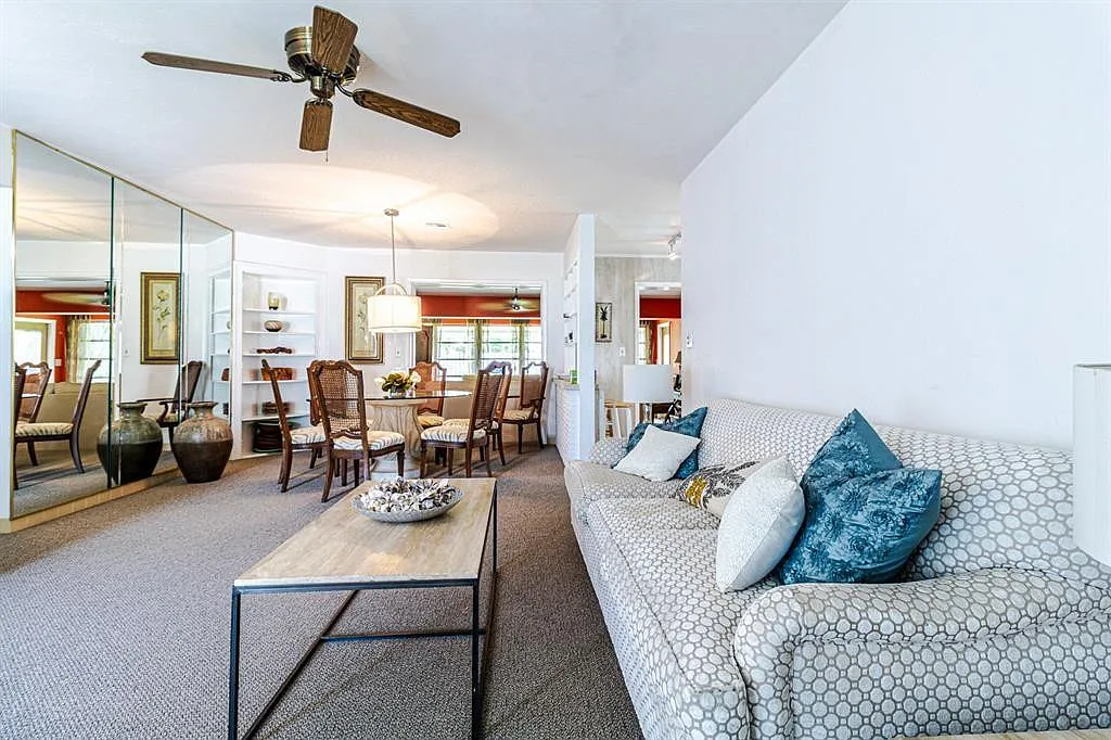 3 bed, 3.0 bath, 1633 sqft, $4,000 — Photo 3