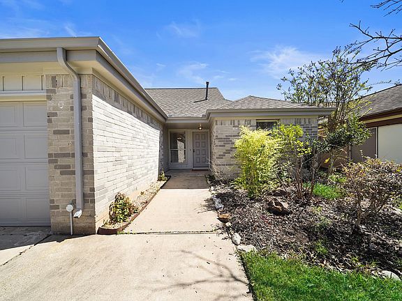 4th image of 2239 Highland Hills Dr