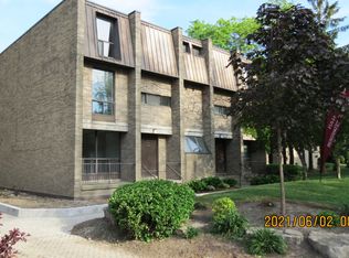 510 Duplex Ave, Toronto, ON M4R 2E3
