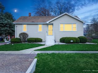 17221 Fisk St, East Hazel Crest, IL 60429