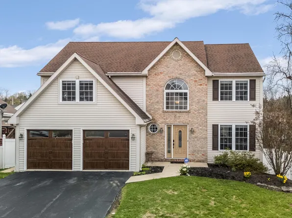 1006 Meadow Dr, Reading, PA 19605