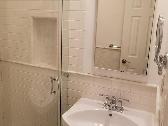 5th image of 8464 169th St APT 1