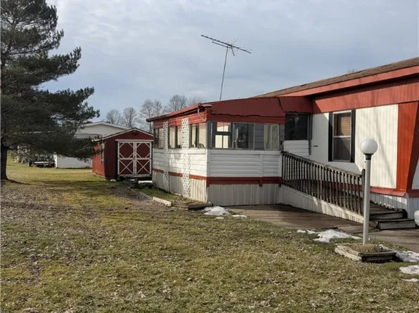 121 Brians Ct, Portersville, PA 16051