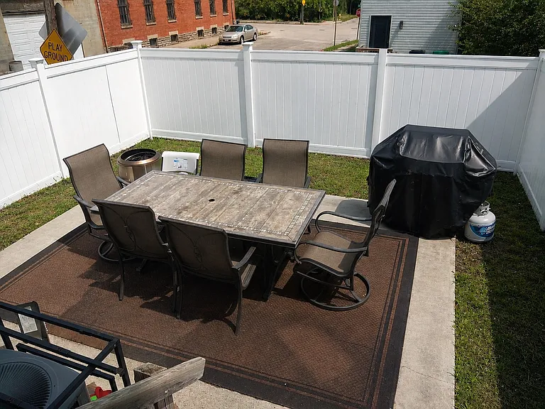 2352 Kenton St #1 — Photo 2