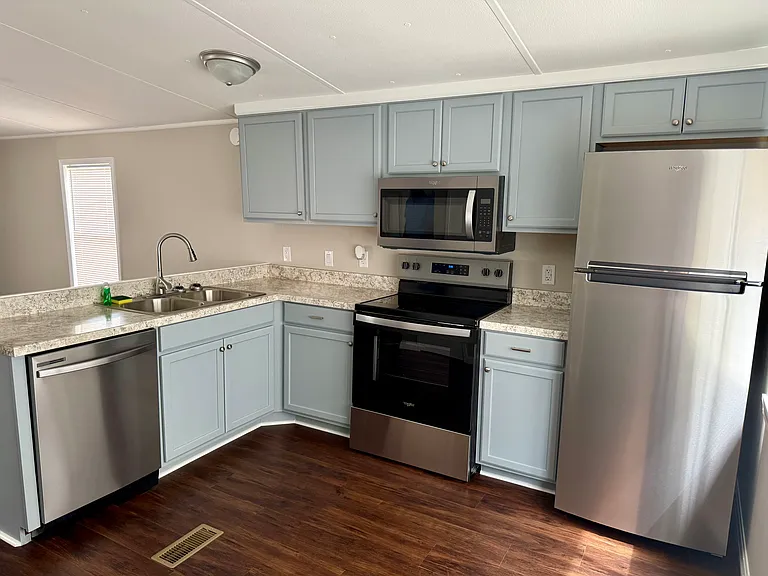 8020 Tanner Williams Rd — Photo 11