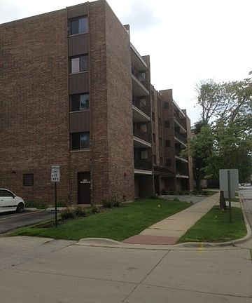 2nd image of 828 Graceland Ave APT 406